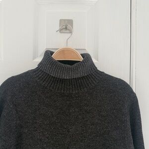 Old Navy Charcoal Turtleneck Sweater